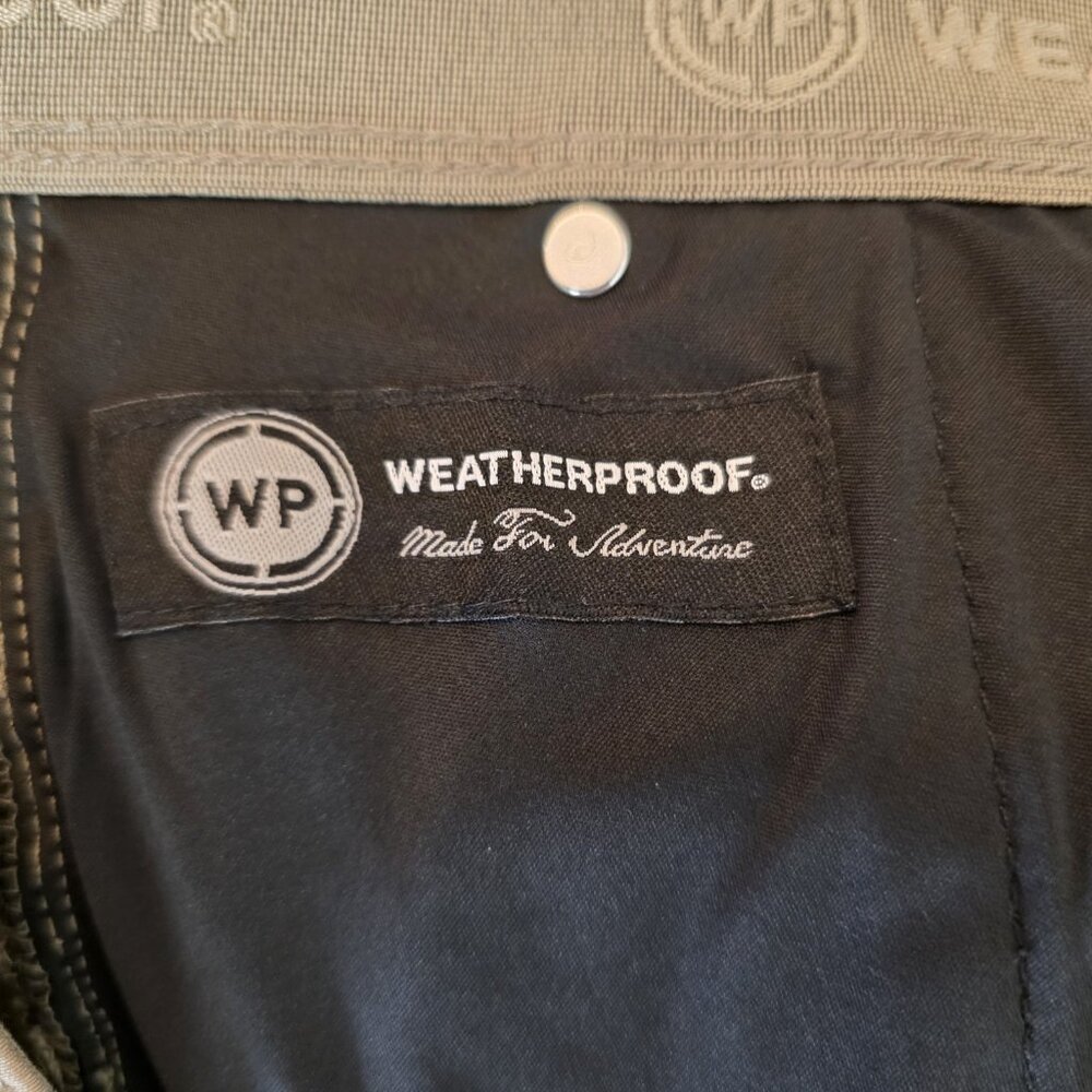 🛑SOLD🛑Weatherproof Tech Utility Shorts Mens 40 Light Oak Stretch Pocket Hiking - Picture 9 of 16